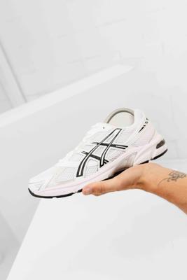 Asics Gel-1130 Sneakers Wit/Zwart - Maat 42.5 - Kleur: WitZwart | Soccerfanshop
