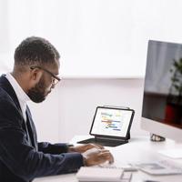 Satechi ST-V11PPK Zwart Tablet coverhouder - thumbnail