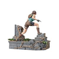 Dark Horse Tomb Raider: Lara Croft PVC Statue - thumbnail