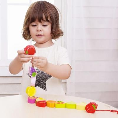 Classic World houten rijgkralen fruit, 13dlg.