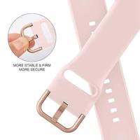 Soft siliconen bandje met gespsluiting - Lichtroze - Geschikt voor Apple Watch 44mm / 45mm / 46mm / 49mm - thumbnail