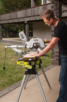 Ryobi EMS305RG Compound Afkortzaag 2200W - 5133002861 Ryobi EMS305RG Compound Afkortzaag 2200W - 5133002861