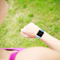 Bandje met gaatjes - Lichtblauw - Geschikt voor Apple Watch 38mm / 40mm / 41mm / 42mm - thumbnail