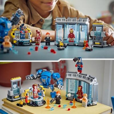 Lego Super Heroes 76315 Marvel Iron Mans Lab - thumbnail
