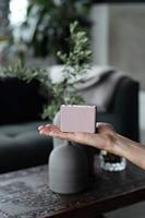 Dankzij de draagbare Bluetooth®-luidsprekers Urbanista Sydney Roze goud 3 W 4 W - thumbnail