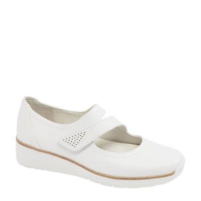 Easy Street ballerina's wit Easy Street ballerina's wit