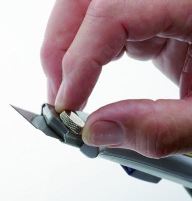 Irwin ProTouch™ Heavy-Duty afbreekmes, 18 mm - 10507106 - thumbnail