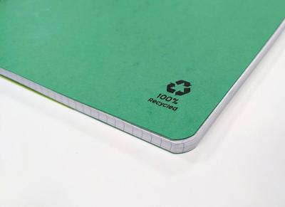 Clairefontaine FOREVER spiraalschrift, gerecycleerd, A4, 90g, 120 bladzijden, geruit 5 mm, groen Clairefontaine FOREVER spiraalschrift, gerecycleerd, A4, 90g, 120 bladzijden, geruit 5 mm, groen