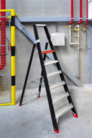 Altrex Taurus enkel oploopbare trap TGB 7 - 191507 - thumbnail