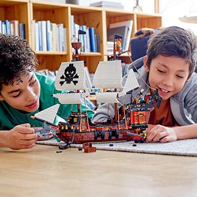 LEGO creator 31109 piratenschip - thumbnail