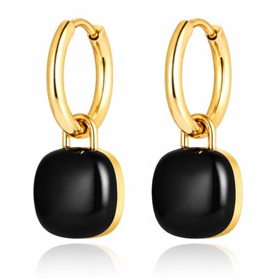 Deja Jewels Oorringen Goudkleurig Met Zwarte Acryl Hanger