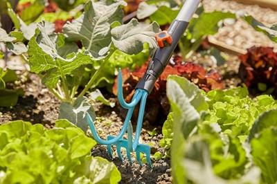 Gardena Gardena Combisysteem 2-in-1 Krabber & Hark 9 cm