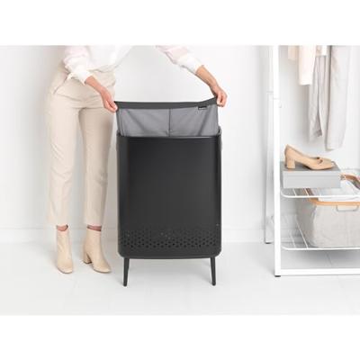Brabantia Bo Hi Wasbox - 2x45 liter - mat zwart 200564 Brabantia Bo Hi Wasbox - 2x45 liter - mat zwart 200564