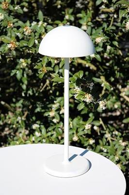 Lucide JOY - Oplaadbare Tafellamp Binnen/Buiten - Accu/Batterij - Ø 12 cm - LED Dimb. - 1x1,5W 3000K - IP54 - Wit Lucide JOY - Oplaadbare Tafellamp Binnen/Buiten - Accu/Batterij - Ø 12 cm - LED Dimb. - 1x1,5W 3000K - IP54 - Wit