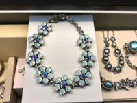 Dolce Luna verzilverde armband met Swarovski kristallen - bloemmotief - thumbnail