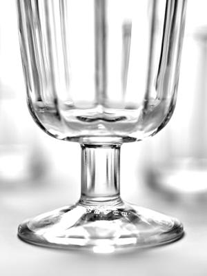 SERAX - Surface - Rode wijnglas SERAX - Surface - Rode wijnglas