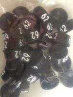 MB zwart/wit 62 voor op kledinghanger - thumbnail