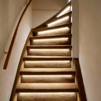 LED&apos;s Light Complete LED Trapverlichting set - 15 treden x 80 cm - Lengte aanpasbaar - Koud wit licht