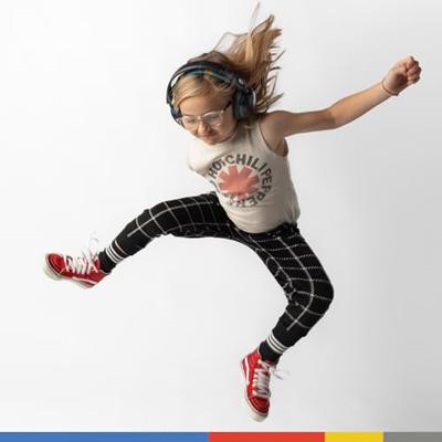 Skullcandy Grom Wireless draadloze over-ear koptelefoon voor kinderen, accuduur van 45 uur, volumebeperking, werkt met iPhone/Android- en Bluetooth-apparaten – Zwart