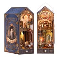 Tone-Cheer Leonardo da Vinci Book Nook met Verlichting Bouwpakket Modelbouw - thumbnail