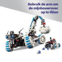 LEGO Technic Lunar Outpost maanrover ruimtevoertuig 42211 - thumbnail