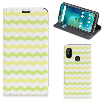 Xiaomi Mi A2 Lite Hoesje met Magneet Waves Yellow Xiaomi Mi A2 Lite Hoesje met Magneet Waves Yellow