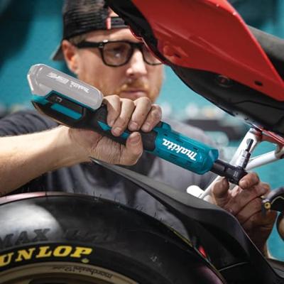 Makita DWR180Z 18 V Ratelsleutel Body - Zonder accu&apos;s en lader - DWR180Z