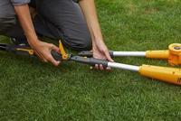 Stiga MT 100e Kit | Accu Multitool | 1 serie | 0,15 kW | koolborstels | 41,5 cm | 18 mm | telesc. | Incl. accu en lader 271724108/ST2 - thumbnail