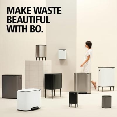 Brabantia Bo pedaalemmer 12 liter Matt steel finger print proof Brabantia Bo pedaalemmer 12 liter Matt steel finger print proof