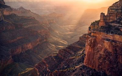 Komar Stefan Hefele; Komar Wanderlust Fotobehang Grand Wonder - SHX9-113