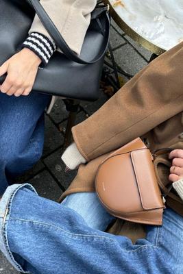 Wandler crossbody Hortensia Piccola 000168-1732 saddle