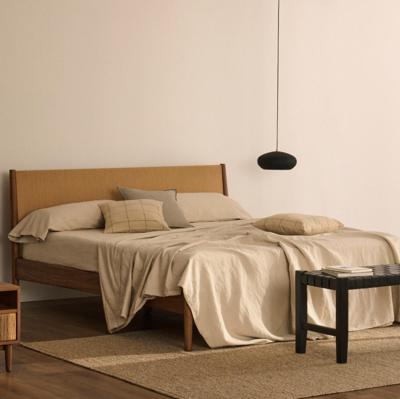 Kave Home Bed 'Elan' Notenhout, 180 x 200cm