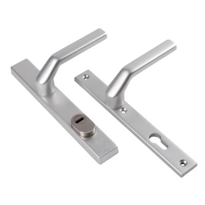 AMI Veiligheidsbeslag 379 Rotaveer 251/37 Kt 55 F1 A/Z 379 Rotaveer 251/32 Profielcilinder 55 Deurdikte 53/57 Mm - 843112 AMI Veiligheidsbeslag 379 Rotaveer 251/37 Kt 55 F1 A/Z 379 Rotaveer 251/32 Profielcilinder 55 Deurdikte 53/57 Mm - 843112