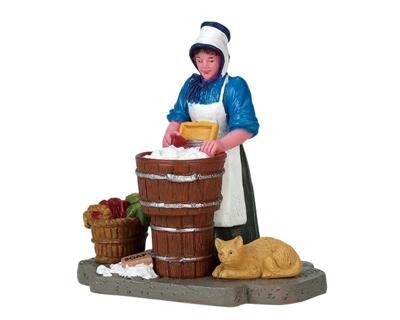 Lemax washerwoman kerstdorp figuur type 2 Caddington Village 2017