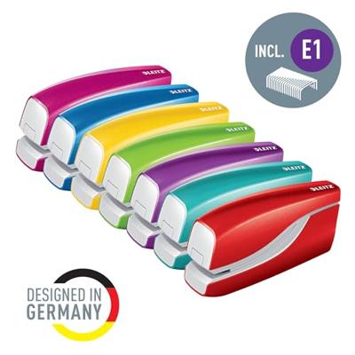 Nietmachine Leitz NeXXt WOW contactloos elektrisch 10 vel blauw