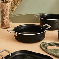 Alessi Braadpan Pots&Pans - AJM102/24 B - Zwart - ø 24 cm / 3.4 liter - door Jasper Morrison - thumbnail