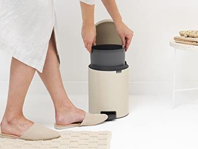 Brabantia pedaalemmer NewIcon 5 liter Soft beige - thumbnail