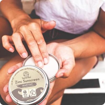 Suntribe Zonnebrandcrème - gezicht & sport - spf 30 - mud tint - 45 gr - thumbnail