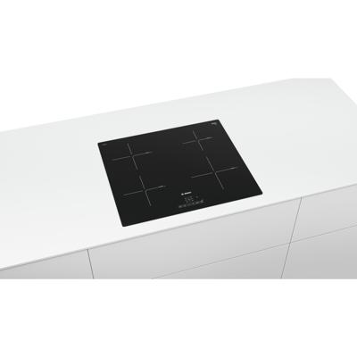 Bosch Serie 4 PUE611BF1E kookplaat Zwart Ingebouwd Zone van inductiekookplaat 4 zone(s)