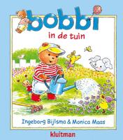 Kluitman Bobbi in de tuin - thumbnail