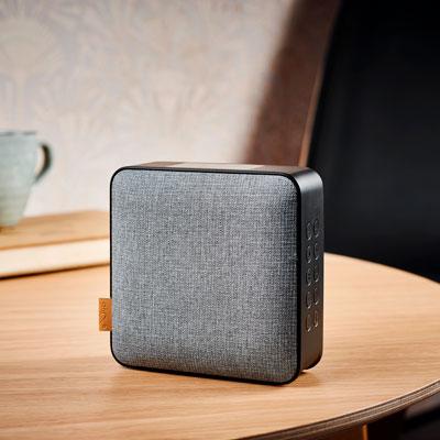 SACKit WOOFit DAB+ Portable Bluetooth Luidspreker Blauw SACKit WOOFit DAB+ Portable Bluetooth Luidspreker Blauw