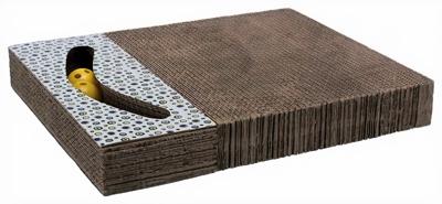 TRIXIE KRABPLANK KARTON MET BALLETJES WIT 38X30 CM TRIXIE KRABPLANK KARTON MET BALLETJES WIT 38X30 CM