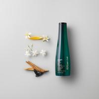 Shu Uemura Ultimate Reset Extreme Repair Shampoo 300ml - thumbnail
