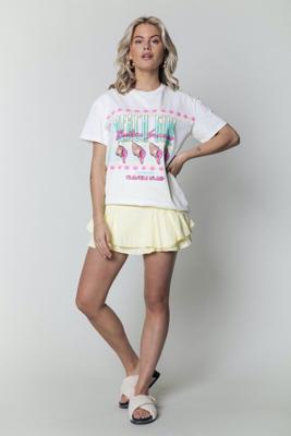 Colourful Rebel Beach Girl T-shirt Wit Dames - Loose Fit - Organisch Katoen Colourful Rebel Beach Girl T-shirt Wit Dames - Loose Fit - Organisch Katoen