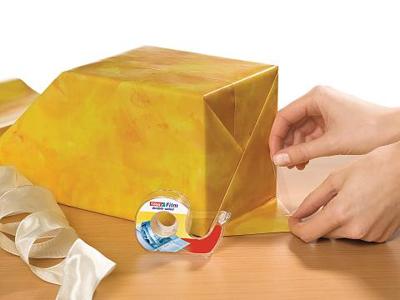 tesa 57910-00000-02 Dubbelzijdige tape tesafilm Transparant (l x b) 7.5 m x 12 mm 1 stuk(s) tesa 57910-00000-02 Dubbelzijdige tape tesafilm Transparant (l x b) 7.5 m x 12 mm 1 stuk(s)