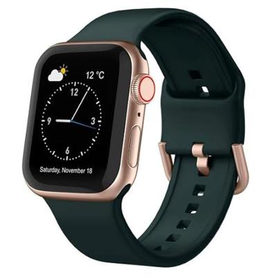 By Qubix - Soft siliconen bandje met gespsluiting - Donkergroen - Compatible met Apple Watch 44mm / 45mm / 46mm / 49mm - Compatible Apple watch