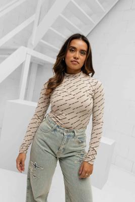 Off The Pitch Paige Bodysuit Dames Beige - Maat XXL - Kleur: Beige | Soccerfanshop Off The Pitch Paige Bodysuit Dames Beige - Maat XXL - Kleur: Beige | Soccerfanshop