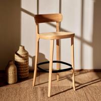 Kave Home Barkruk 'Romane' Beukenhout en rotan, kleur Naturel (zithoogte 75cm) - thumbnail