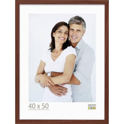 Deknudt S44CH3 40X50 Wissellijst Papierformaat: 40 x 50 cm (b x h x d) 42 x 52 x 1.2 cm Bruin