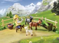 Heidi - Peter met grootmoeder bij de geitenstal - thumbnail